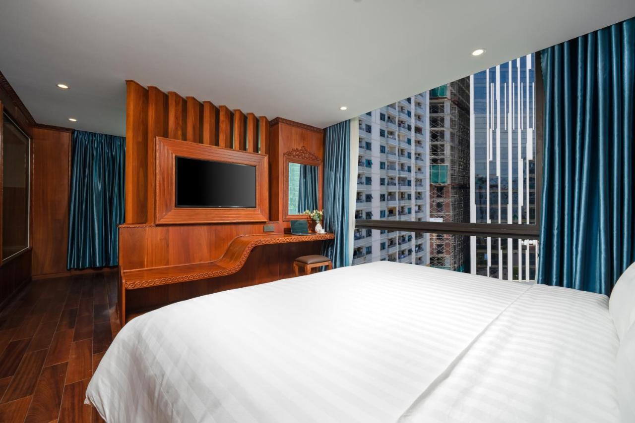 דה נאנג Monalisa Luxury Hotel מראה חיצוני תמונה
