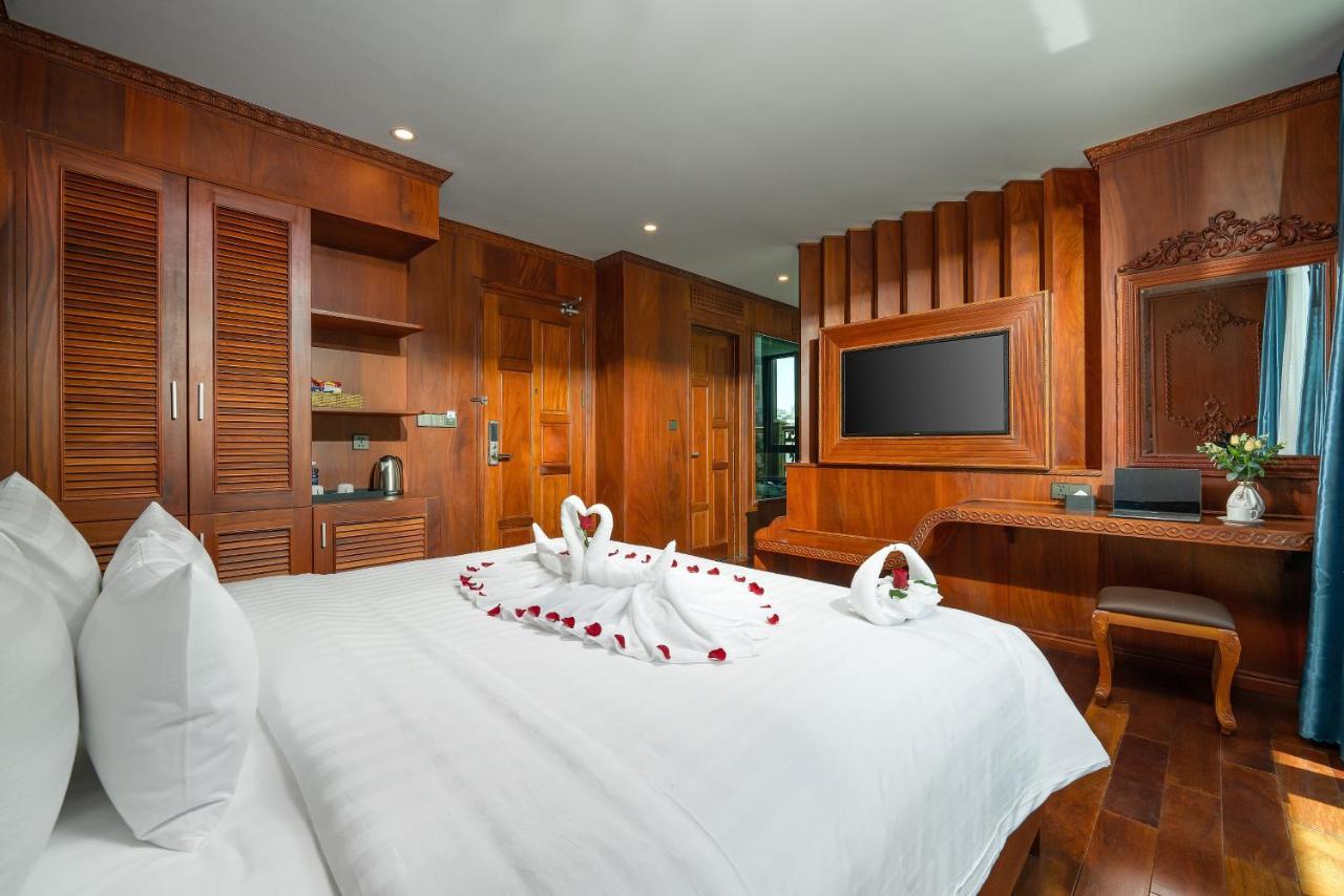 דה נאנג Monalisa Luxury Hotel מראה חיצוני תמונה