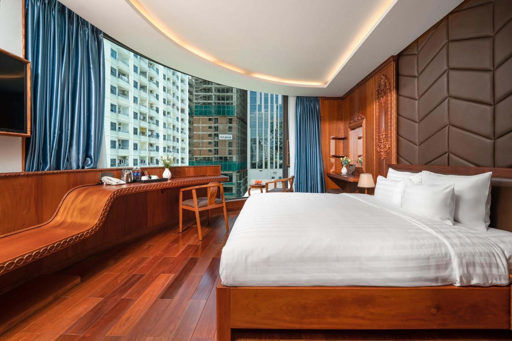 דה נאנג Monalisa Luxury Hotel מראה חיצוני תמונה