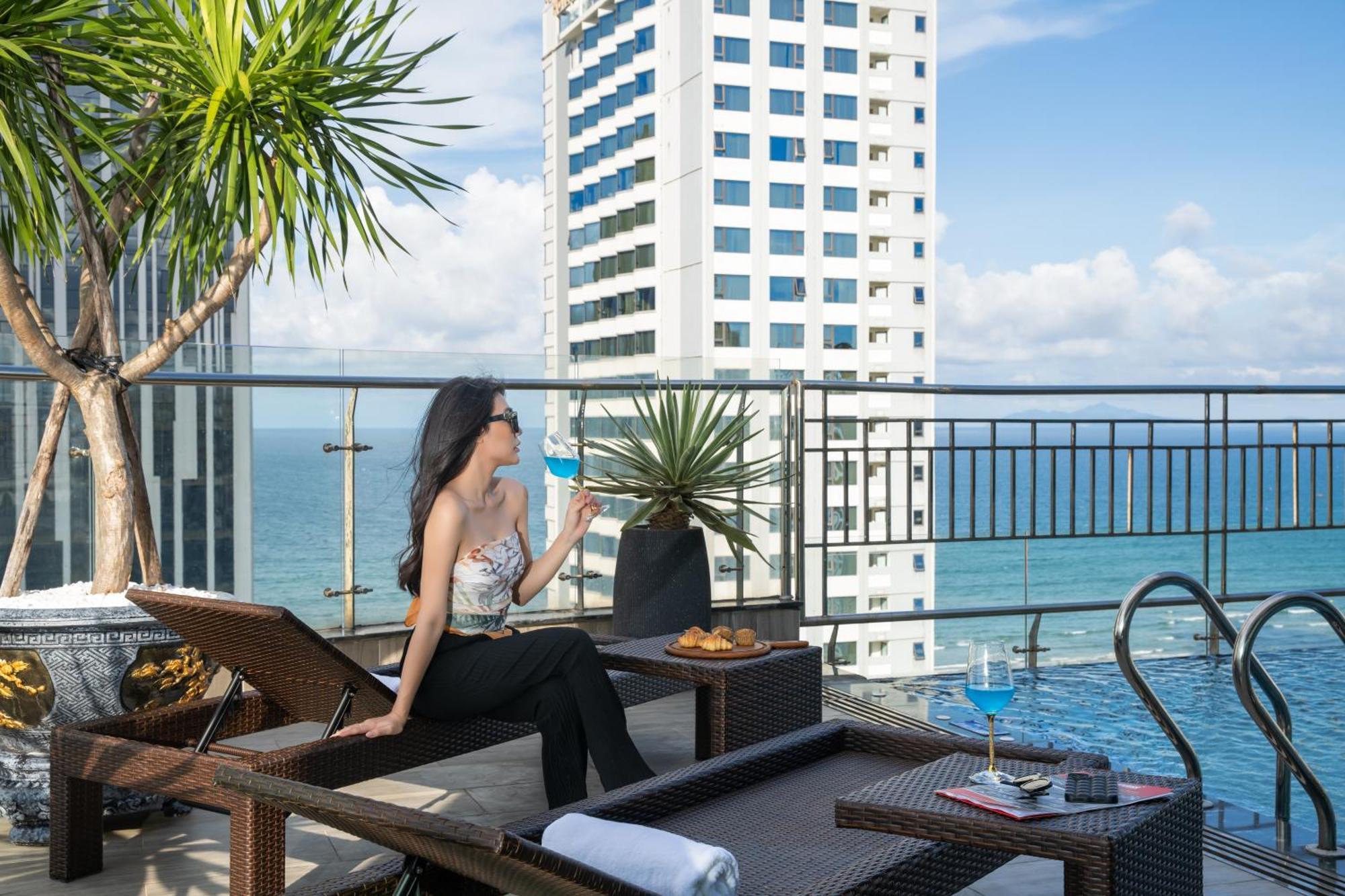 דה נאנג Monalisa Luxury Hotel מראה חיצוני תמונה